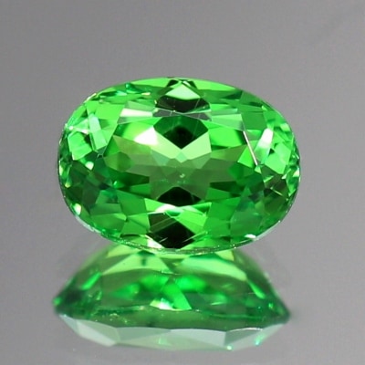 天然ツァボライトガーネット 0.52ct 【Neon UVType】 マダガスカル 中宝ソ付