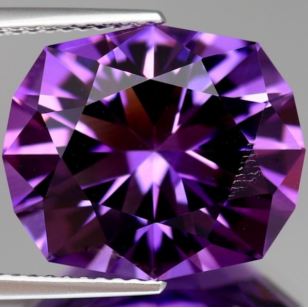 天然アメシスト 9.75ct 【美濃色カスタムカット】 ブラジル