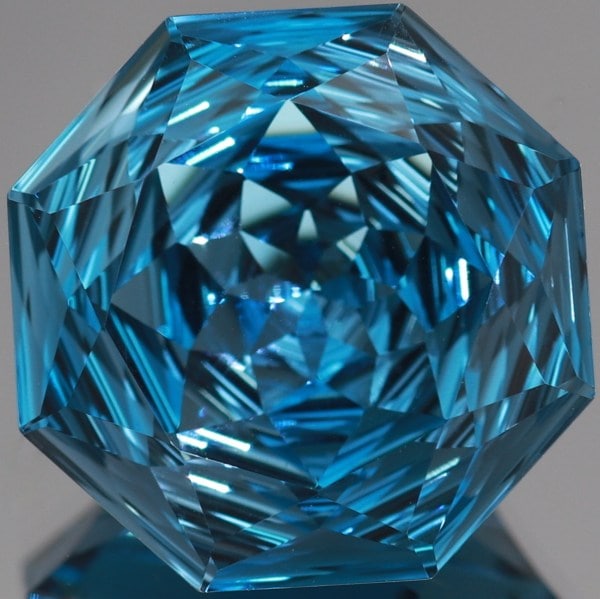 天然トパーズ 16.88ct 【カスタムローズ】 ロンドンブルー