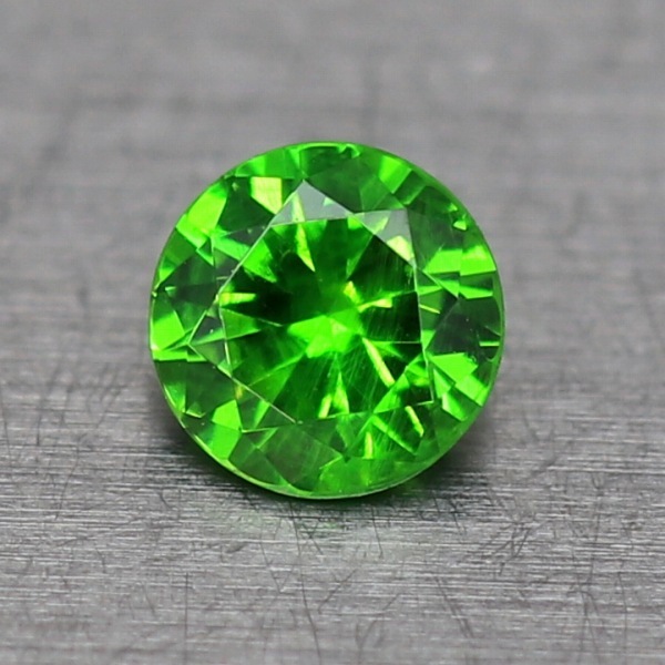 天然デマントイドガーネット 0.12ct 【ロシア】 ラウンド