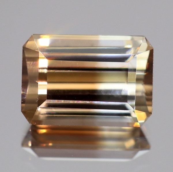 天然ジルコン 1.55ct 【バイカラー】 マダガスカル