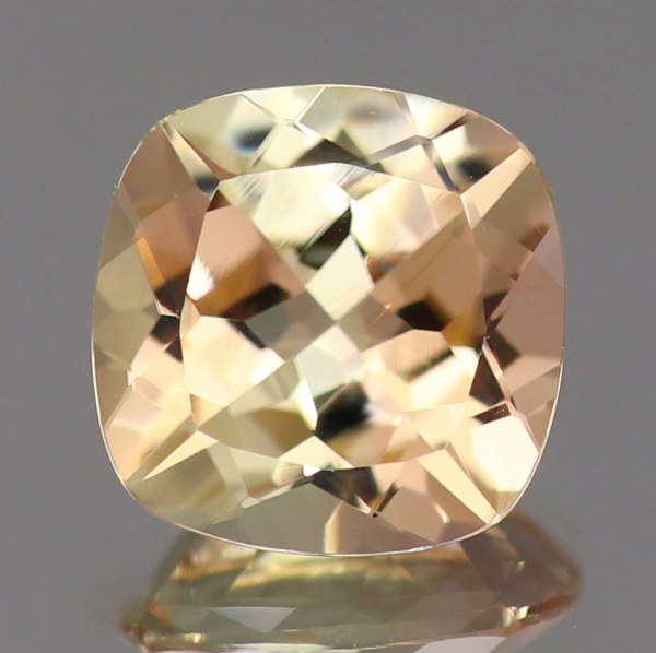 天然トルマリン 2.05ct 【シャンパンカラー】 コンゴ