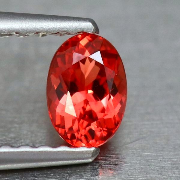 天然スピネル 0.34ct 【オレンジッシュレッド】 ベトナム