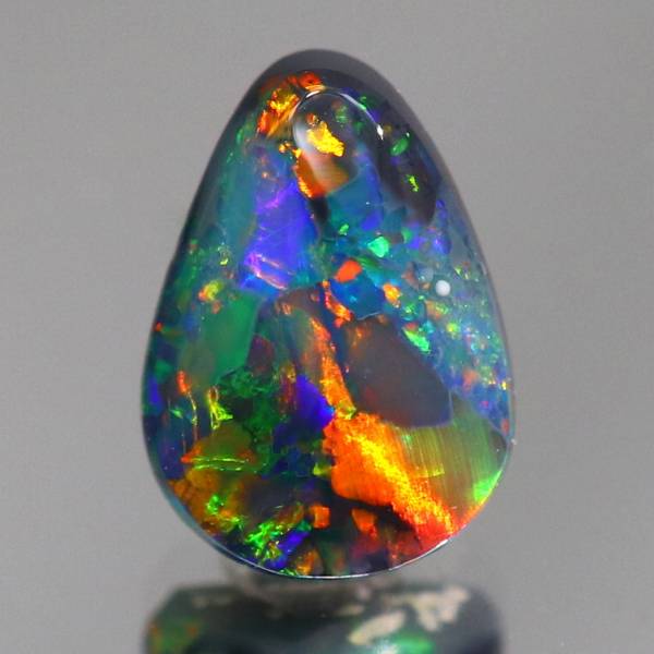 天然ブラックオパール 1.15ct 【芸術レッド遊色】 マルチカラー