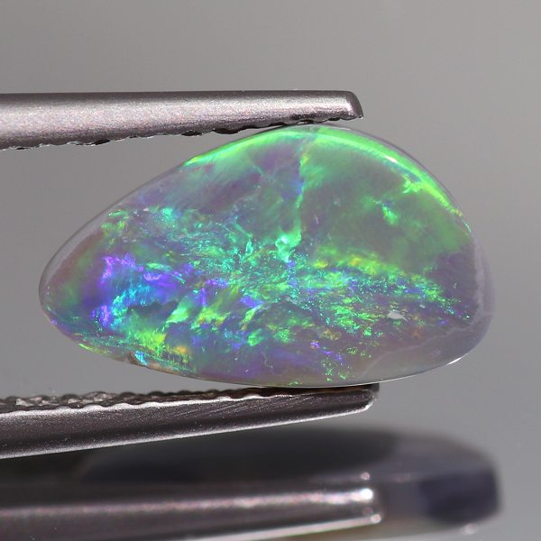 天然ブラックオパール 1.94ct 【グリーン】