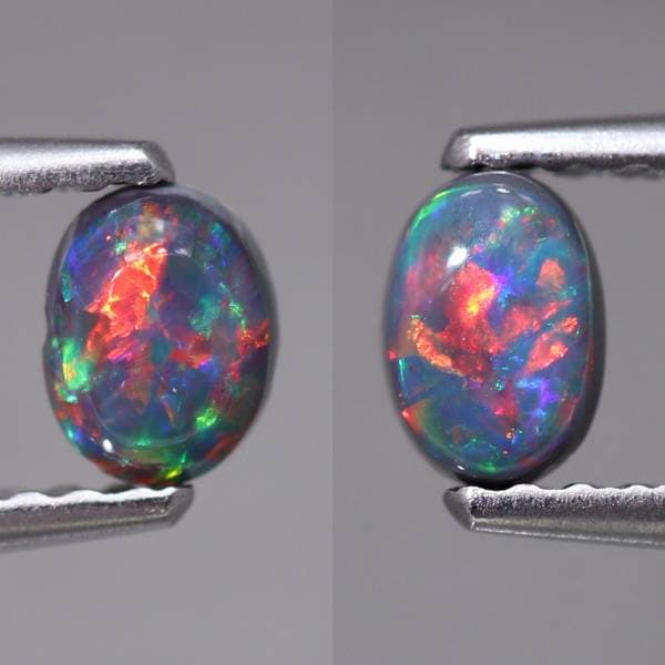 天然ブラックオパール 0.53ct 【レッド遊色】 ペア