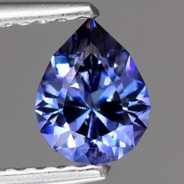 天然ベニトアイト 0.66ct 【煌く魅惑の青】 ＴＯＰクオリティー 日独鑑別付