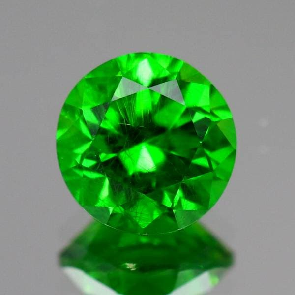 天然デマントイドガーネット 0.35ct 【ホーステール】 ロシア