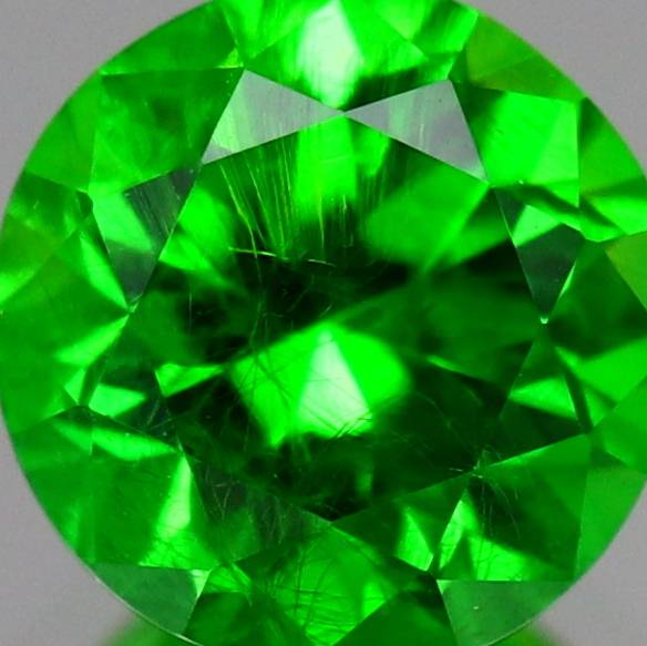 天然デマントイドガーネット 0.35ct 【ホーステール】 ロシア
