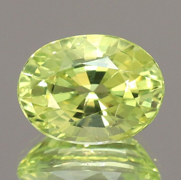 天然クリソベリル 2.04ct 【ライトイエロー】 輝き