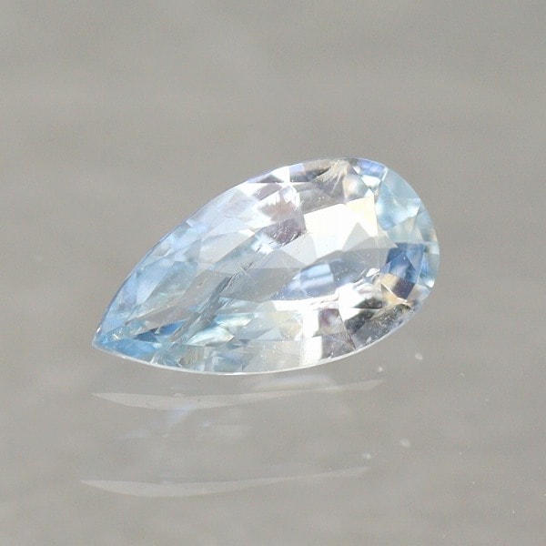 天然エレメーエファイト 0.20ct 【ジェレメジェバイト】 ナミビア