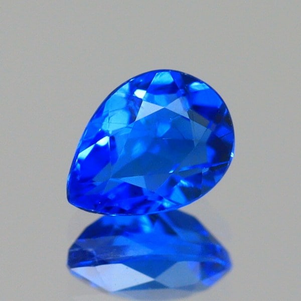 天然アウイナイト 0.12ct 【ビビットブルー】 ドイツ