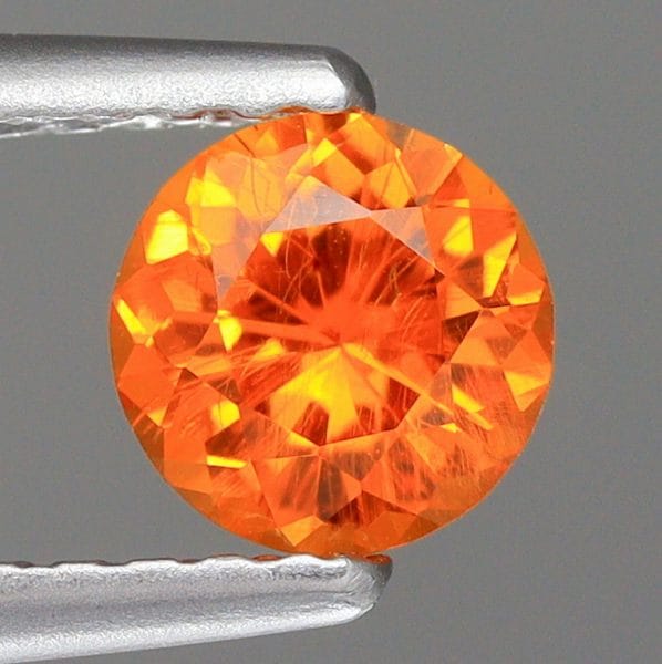 天然スペサルティンガーネット 0.61ct 【マンダリン】 鮮やか