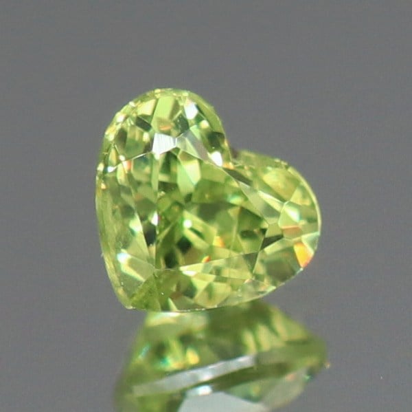 天然デマントイドガーネット 0.20ct 【ハートシェイプ】 マダガスカル