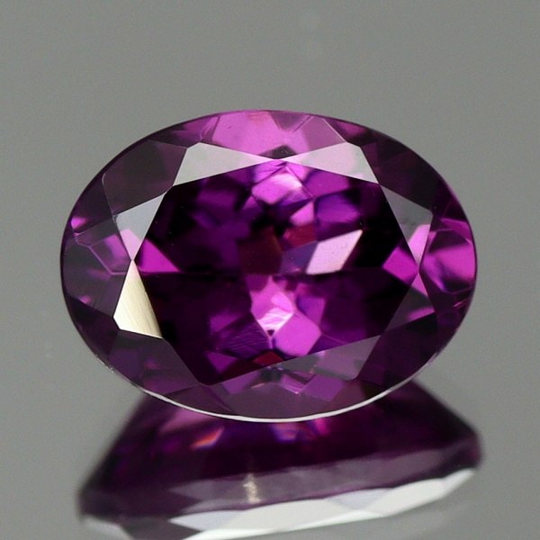 天然ロードライトガーネット 1.65ct 【パープル】