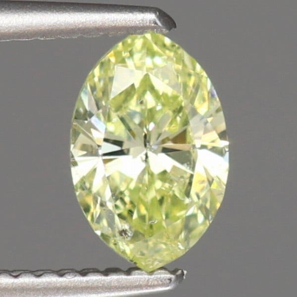 天然イエローダイヤモンド 0.451ct 【FANCY LIGHT YELLOW SI2】 中宝研ソ付