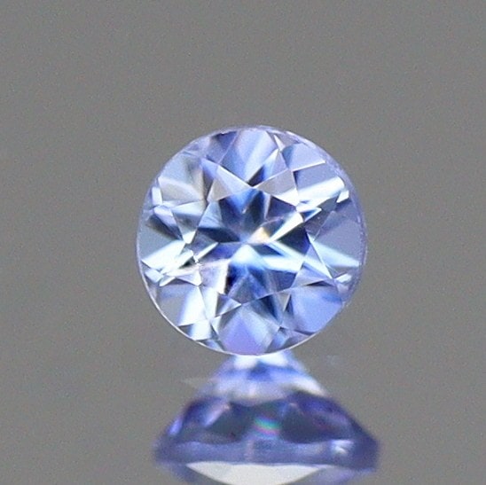 天然ベニトアイト 0.05ct 【ライトブルー】 ラウンド