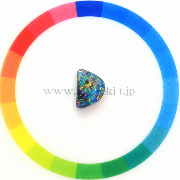 天然ボルダーオパール 2.05ct 【マルチ美遊色】 ファンシー