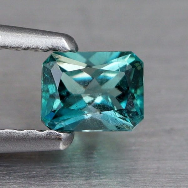 天然グランディディエライト 0.25ct 【美発色】マダガスカル