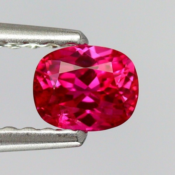 天然ルビー 0.43ct 【非加熱】 アフガニスタン