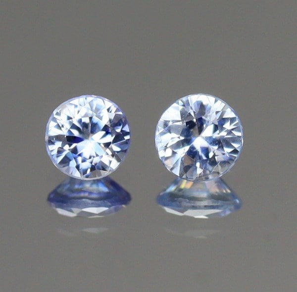 天然ベニトアイト 0.13ct/2P 【ライトブルー】 ペア