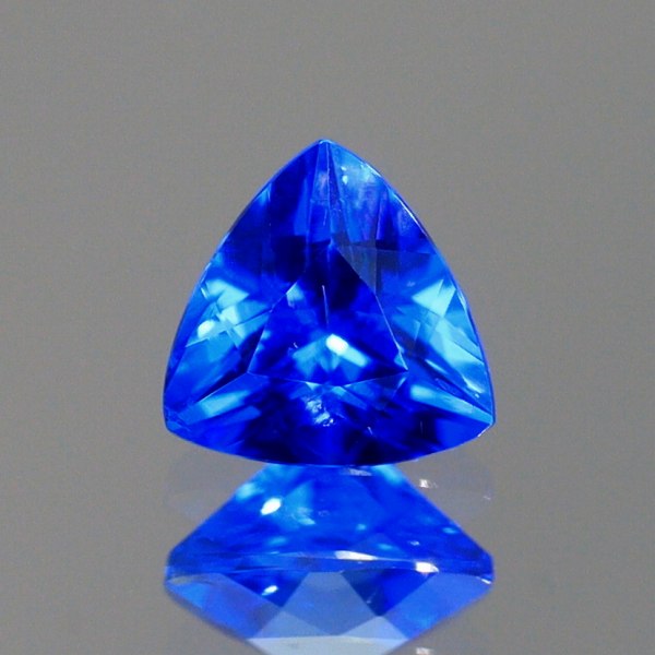 可愛らしいアウイナイト♪