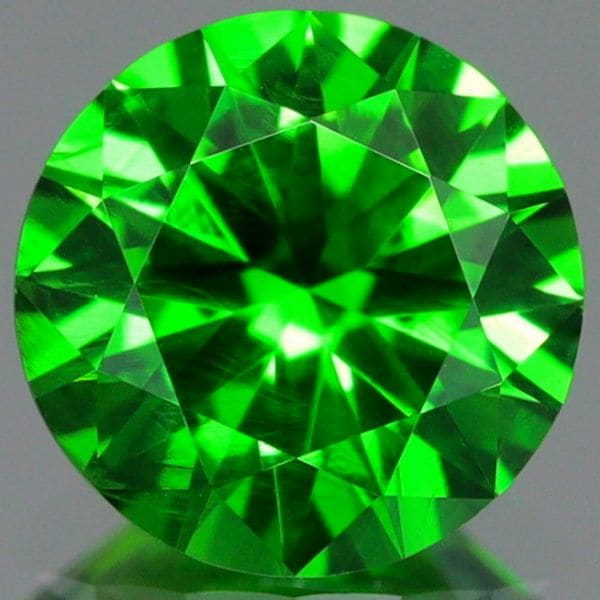 天然デマントイドガーネット 0.80ct 【ビビッドネオングリーン】 ロシア 日独鑑別付