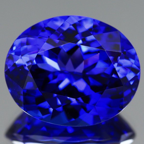 天然タンザナイト 7.68ct 【TOPクオリティー】 ジェムクラス