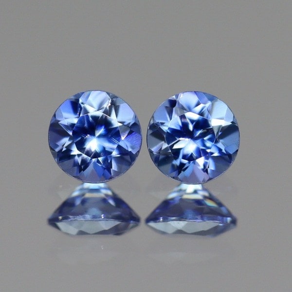 0.14ct/2P◆天然ベニトアイト 2.5mm 【輝くブルー】　ペア