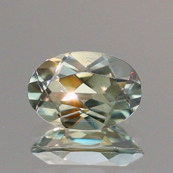 天然ダイアスポア 0.47ct 【カラーチェンジ】 トルコ