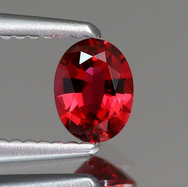 天然スピネル 0.24ct 【レッド】 ミャンマー