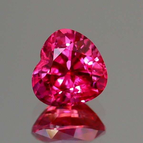 天然ルビー 0.35ct 【ハートシェイプ】 モザンビーク 中宝ソ付