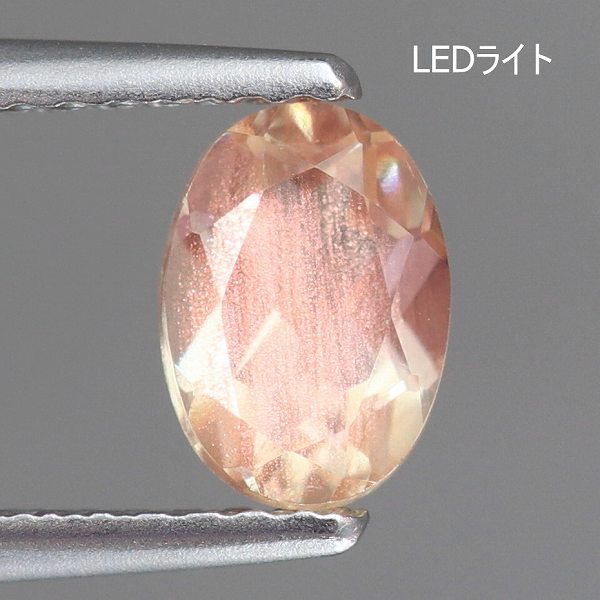 天然オレゴンサンストーン 0.77ct 【ラブラドライト】