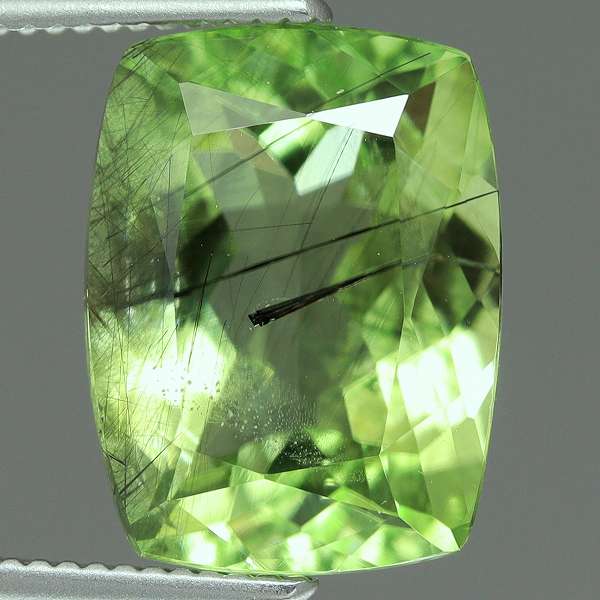 ✴︎値下げ【 天然石 原石 鉱物 】パキスタン産 ペリドット ルードヴィッヒアイト パキスタン産ルードヴィッヒアイトイン ペリドット ルース 2.55