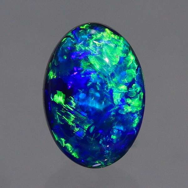 天然ブラックオパール 1.07ct【本筋グリーン】 高品質