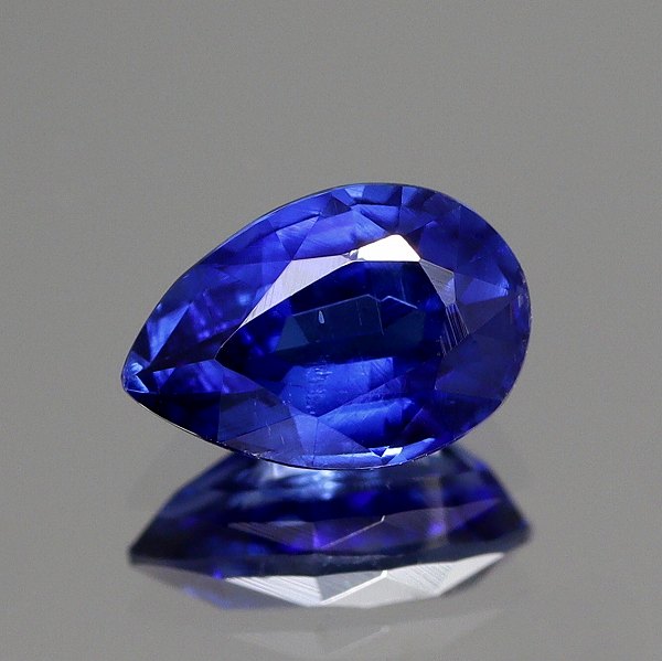 天然カイヤナイト 0.56ct 【ペアシェイプ】 ネパール