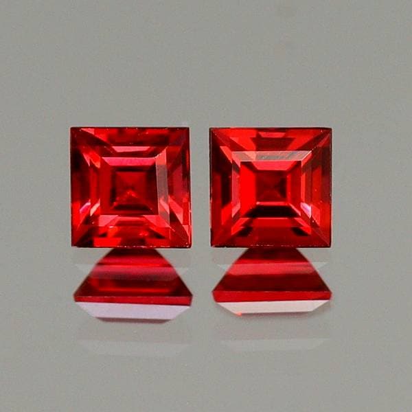 天然スピネル 0.24ct 【レッド】 ペア ミャンマー
