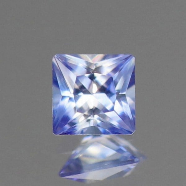 天然ベニトアイト 0.04ct 【プリンセスカット】