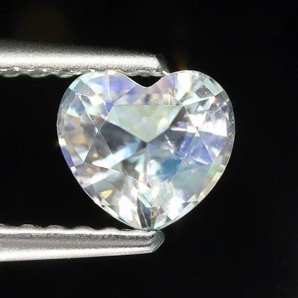天然アンデシンラブラドライト 0.55ct 【レインボー】 ハートシェイプ