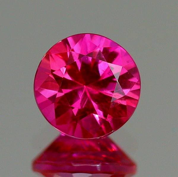 天然ルビー 0.32ct 【ラウンド】 モザンビーク