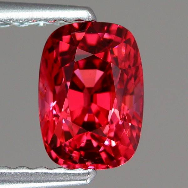 天然スピネル 1.12ct 【ピンキッシュレッド】 ミャンマー