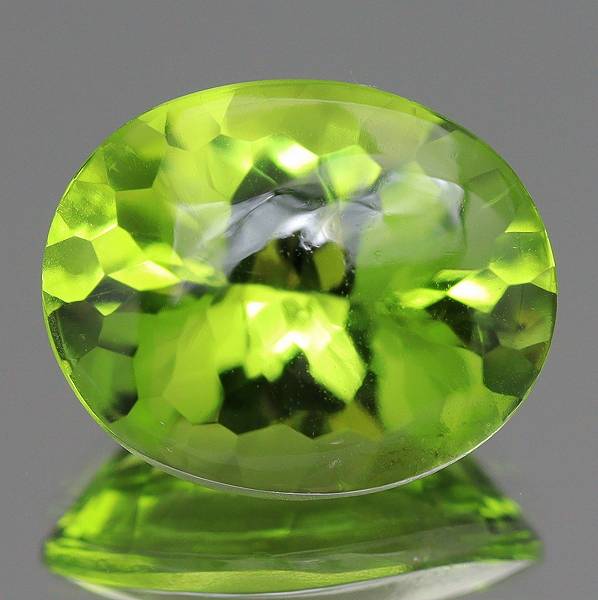 天然ペリドット 2.30カラット 天然ペリドット 3.60ct 【バフトップカット】