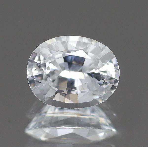 天然サファイア 0.40ct 【ホワイト】 マダガスカル 日独ソ付