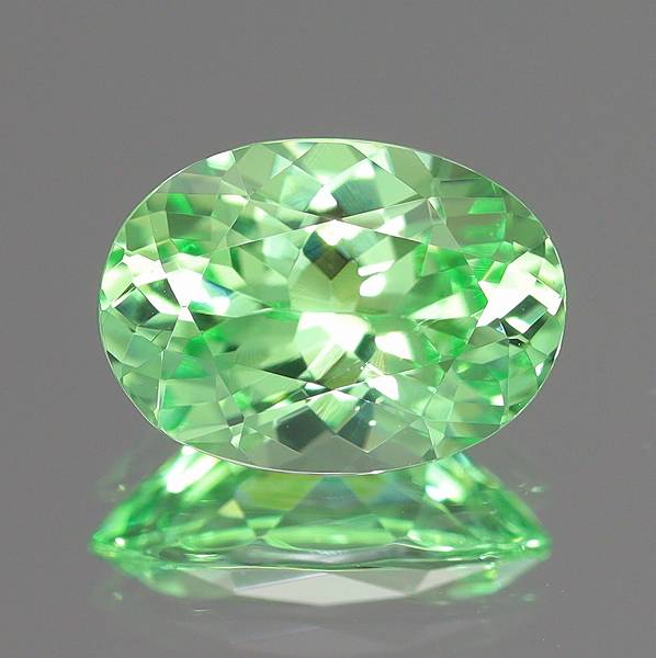 天然ミントガーネット 0.86ct 【メレラニ・UV蛍光】 タンザニア