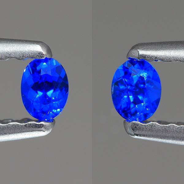 天然アウイナイト 0.10ct/2P 【ビビットブルー】 ペア ドイツ