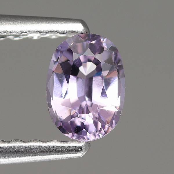 天然スピネル 0.36ct 【ラベンダーパープル】 タンザニア