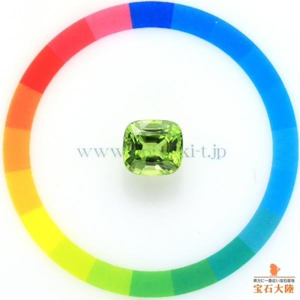 天然ペリドット 4.28ct 【美発色オリーブグリーン】 パキスタン