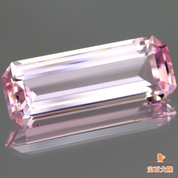 天然モルガナイト 14.49ct 【無処理/高貴なピンク】 ハイクオリティ 日独鑑別付