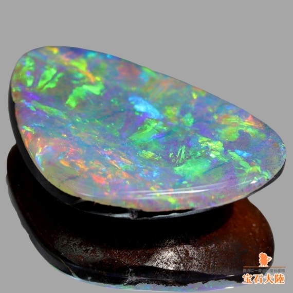 華やかに煌めく美遊色ボルダーオパール♪