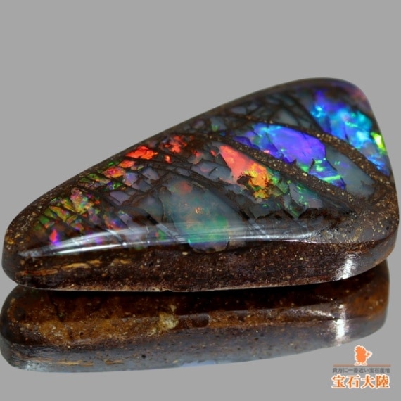 天然ボルダーオパール 11.12ct 【幻想的な模様】 ウッド